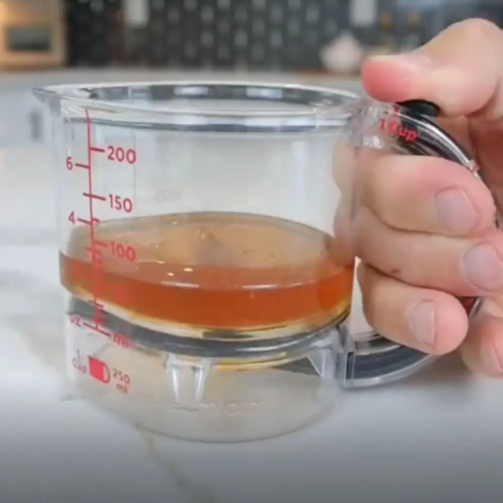 Adjustable Precision Measuring Cup