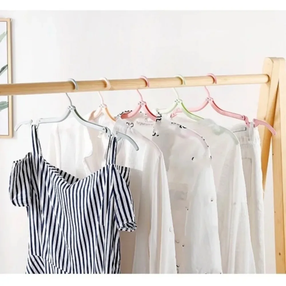 5pc Foldable Travel Clothes Hangers