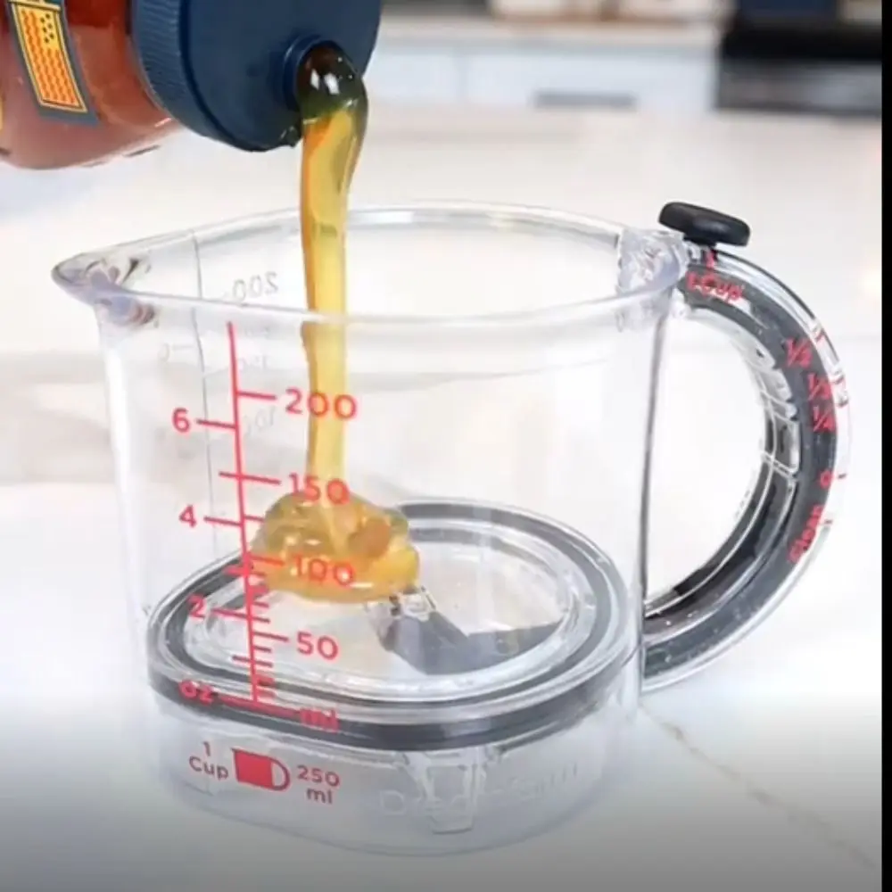 Adjustable Precision Measuring Cup